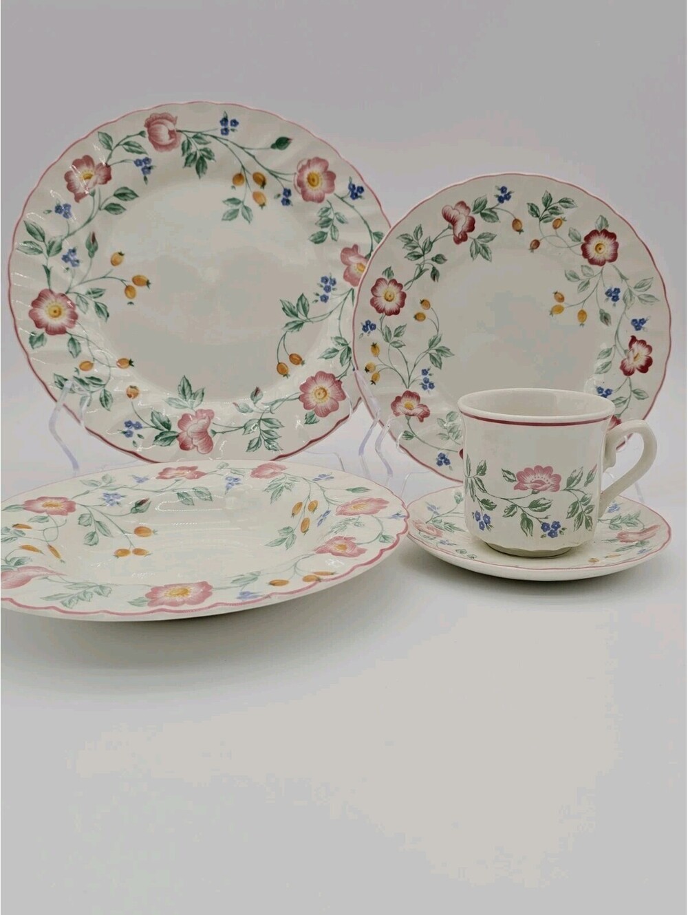 Churchill Briar Rose 5-Pc ONE Place Setting Dinner 1993-1998